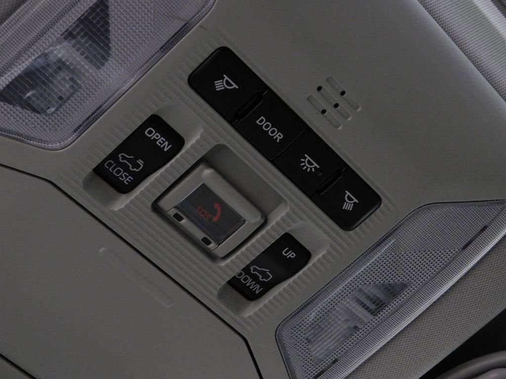 Used 2020 Toyota RAV4 Limited w/ Carpet Mat Package image 64