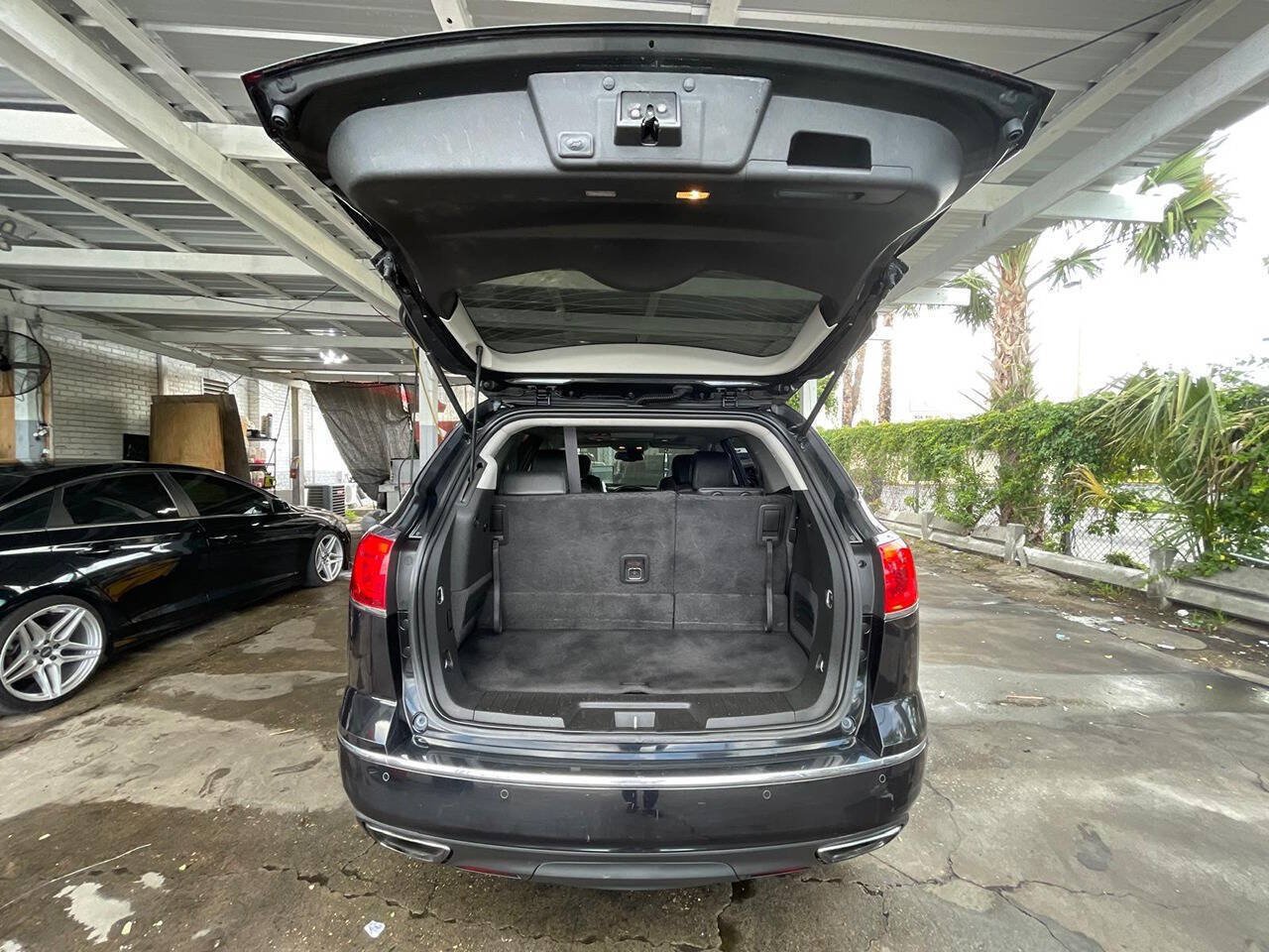 Used 2014 Buick Enclave Premium AWD/4WD image 8