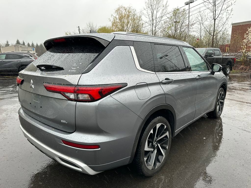Used 2022 Mitsubishi Outlander SEL AWD/4WD image 13
