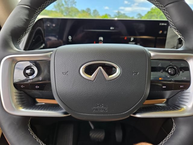Certified 2026 INFINITI QX80 Luxe w/ Cargo Package AWD/4WD image 35