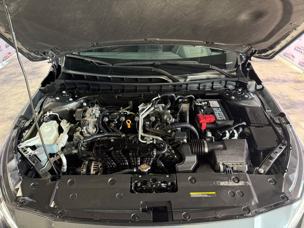 Used 2025 Nissan Altima 2.5 SV FWD image 52