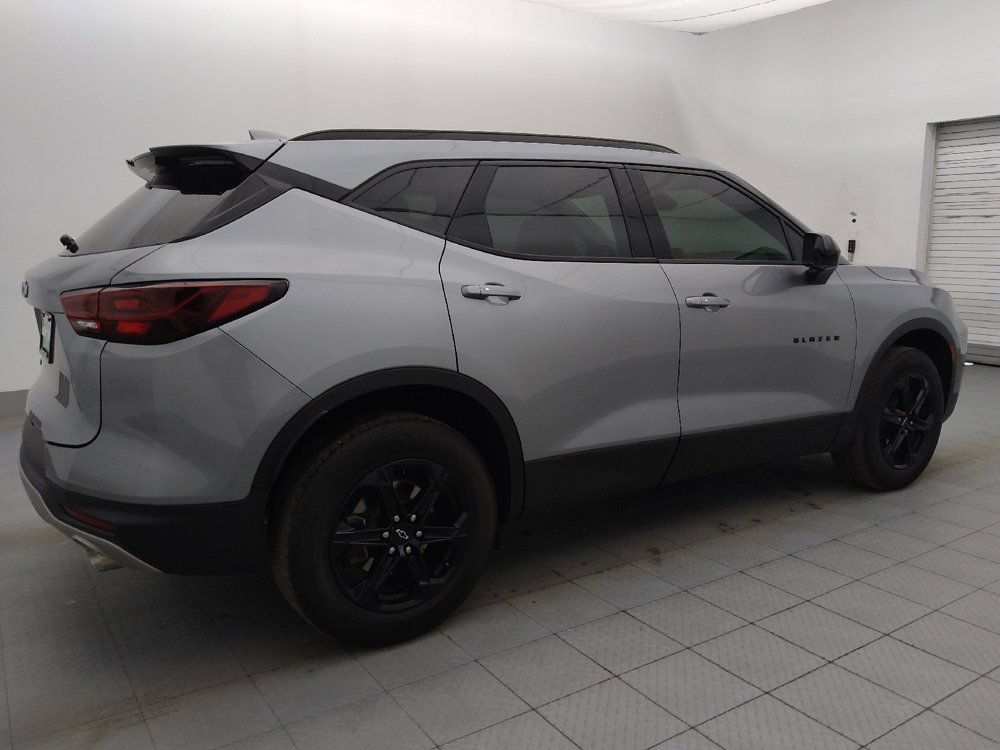 Used 2024 Chevrolet Blazer LT w/ Convenience Package FWD image 10