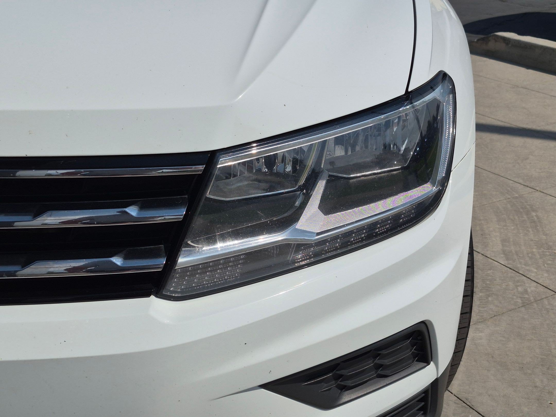 Used 2021 Volkswagen Tiguan SE AWD/4WD image 11