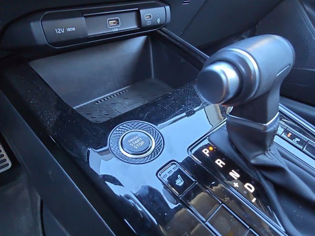 Used 2023 Kia Niro EX Touring image 32