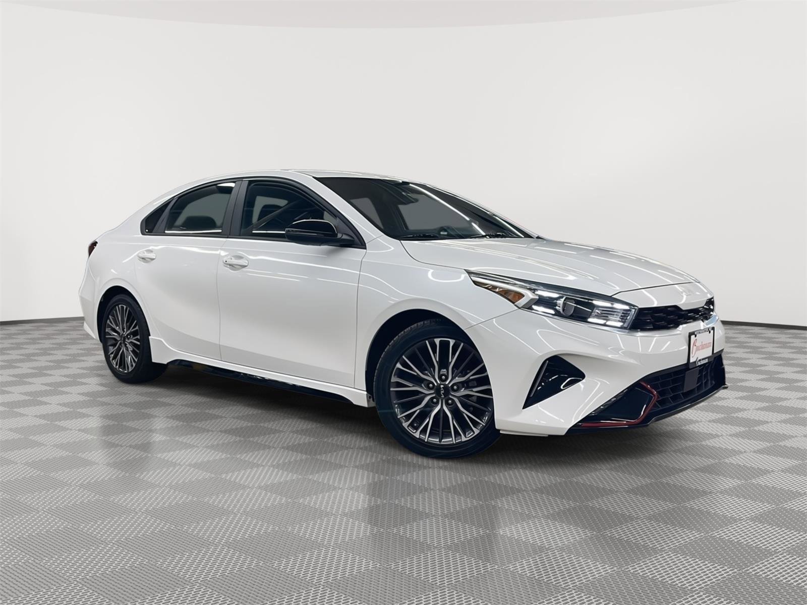 Used 2022 Kia Forte GT-Line w/ GT-Line Premium Package image 3