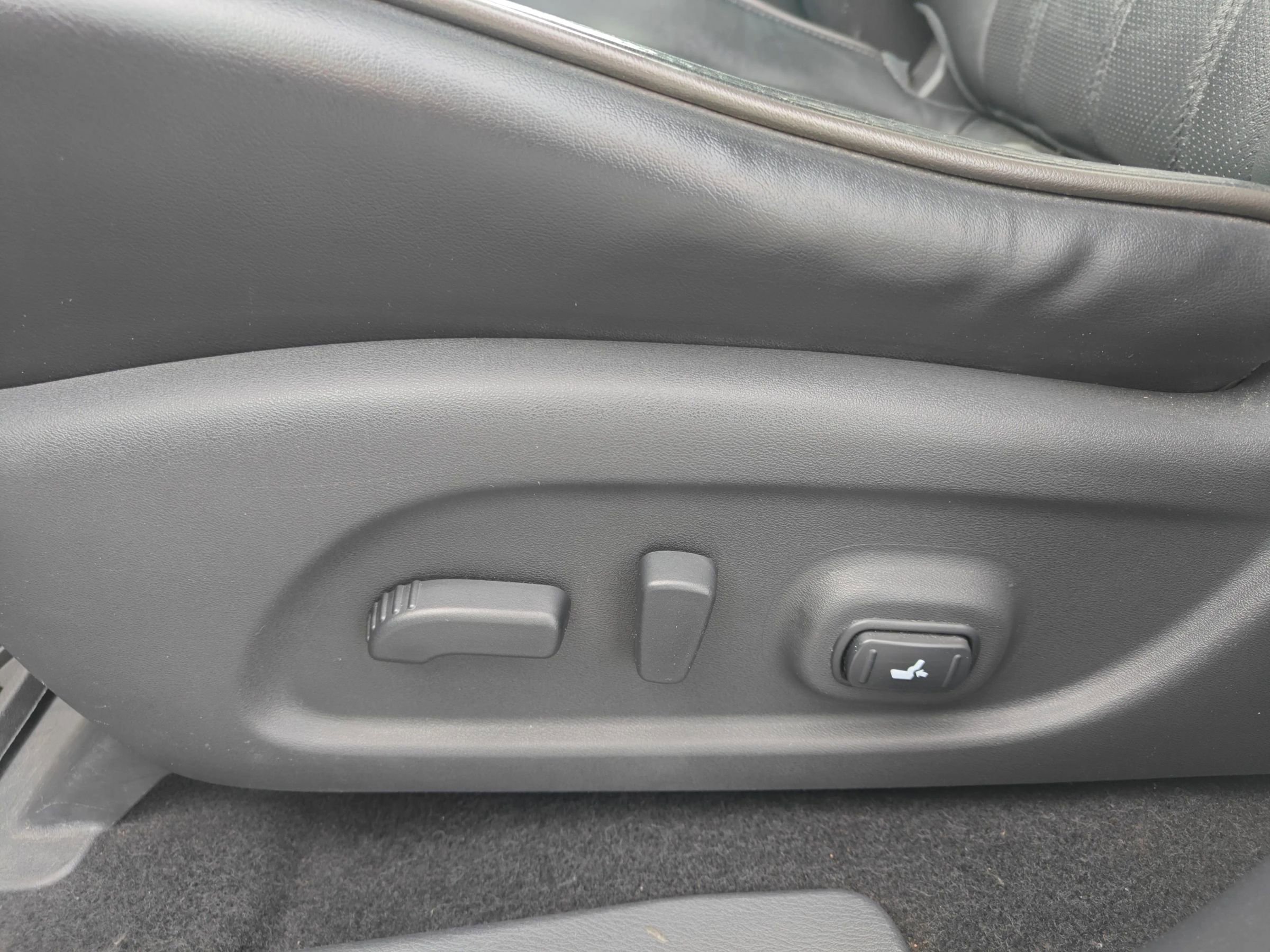 Used 2013 INFINITI JX35 AWD w/ Premium Pkg image 13