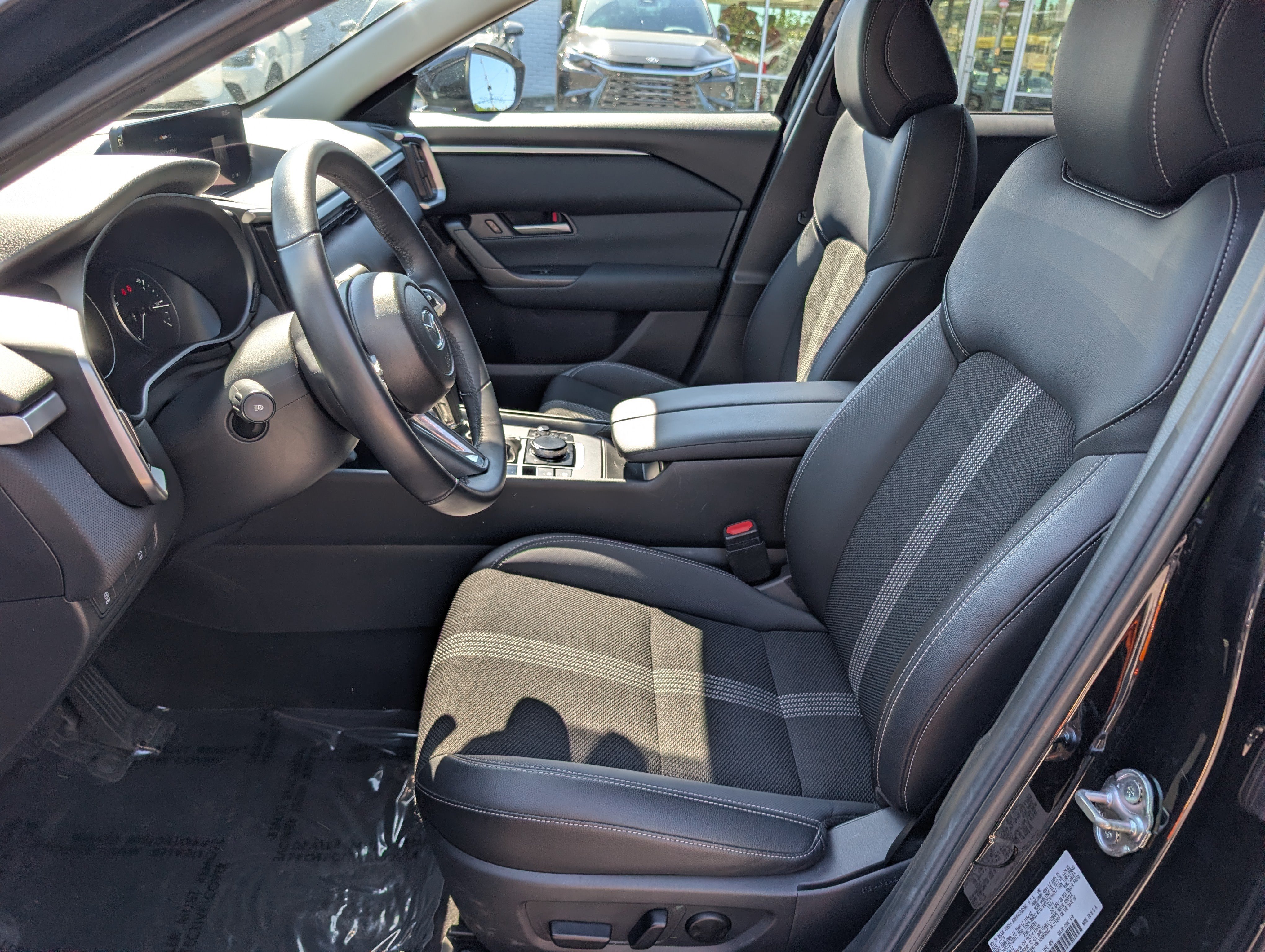 Used 2025 MAZDA CX-50 AWD 2.5 S w/ Preferred Package image 16