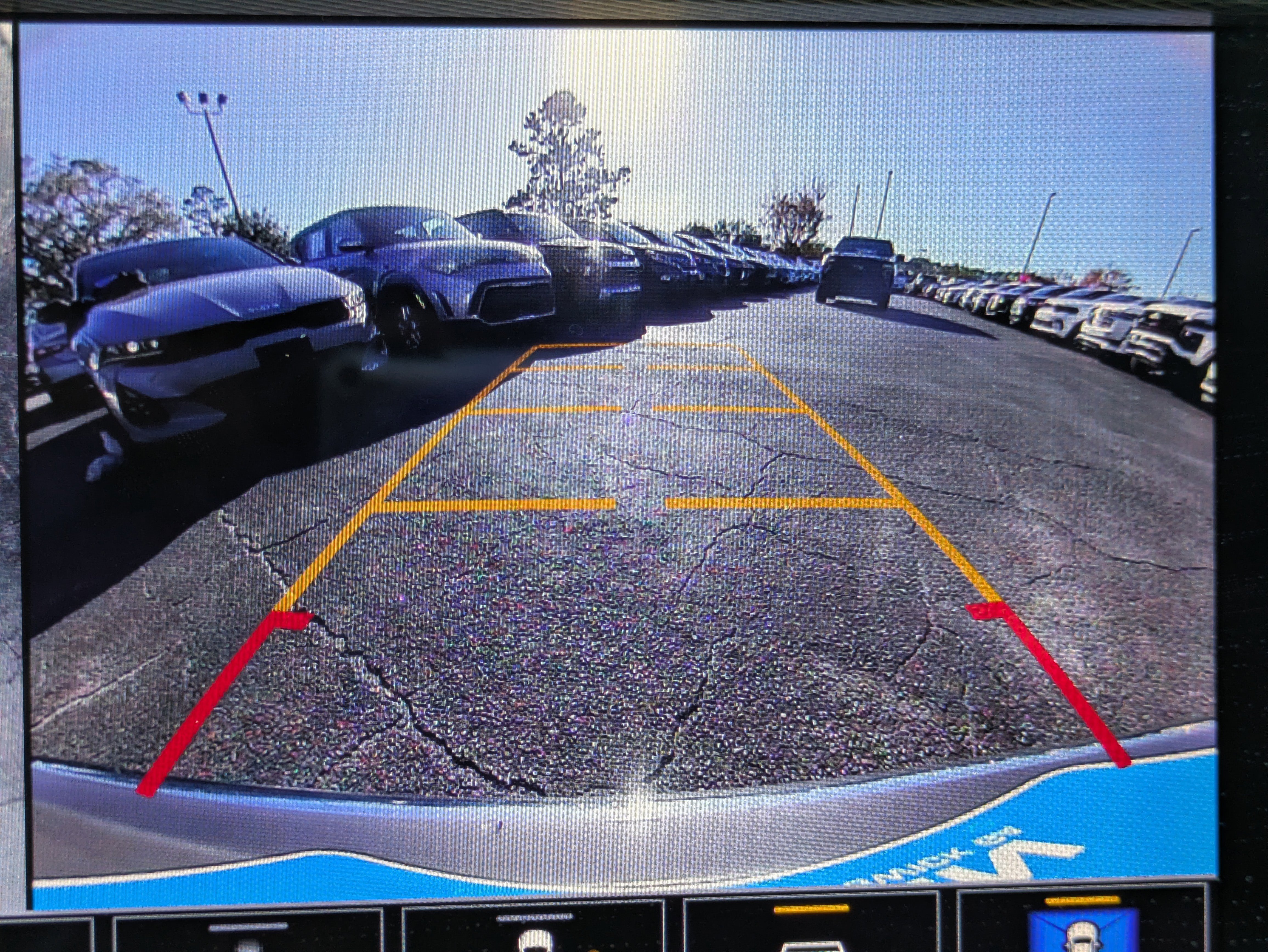 Used 2022 Buick Encore GX Essence w/ Advanced Technology Package image 13