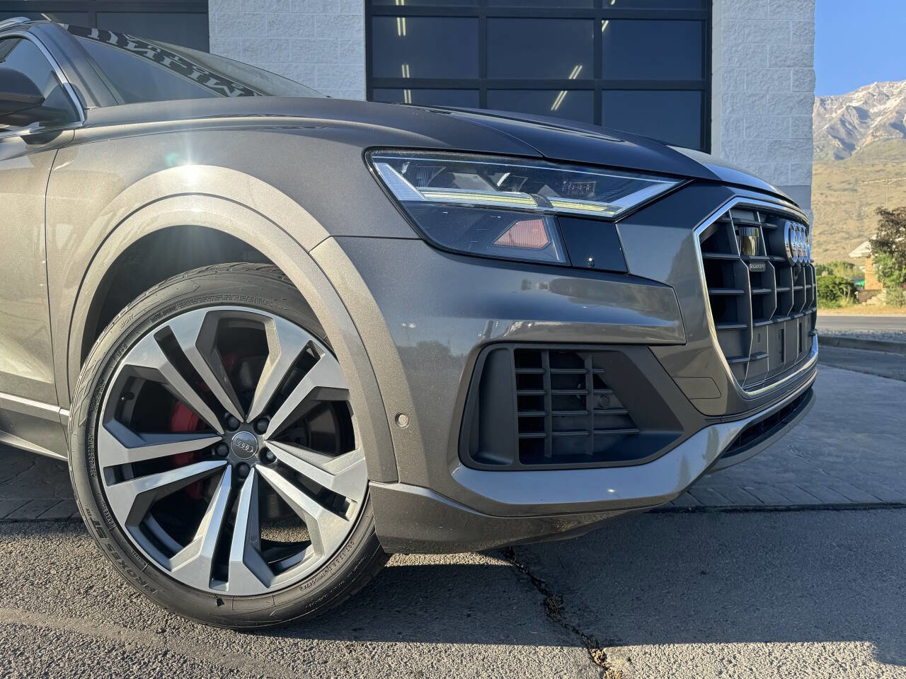 Used 2019 Audi Q8 Premium Plus AWD/4WD image 18