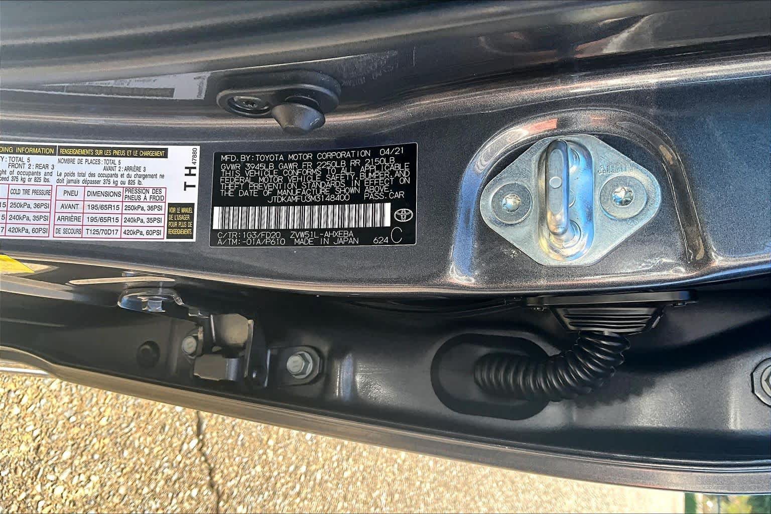 Used 2021 Toyota Prius LE FWD image 36