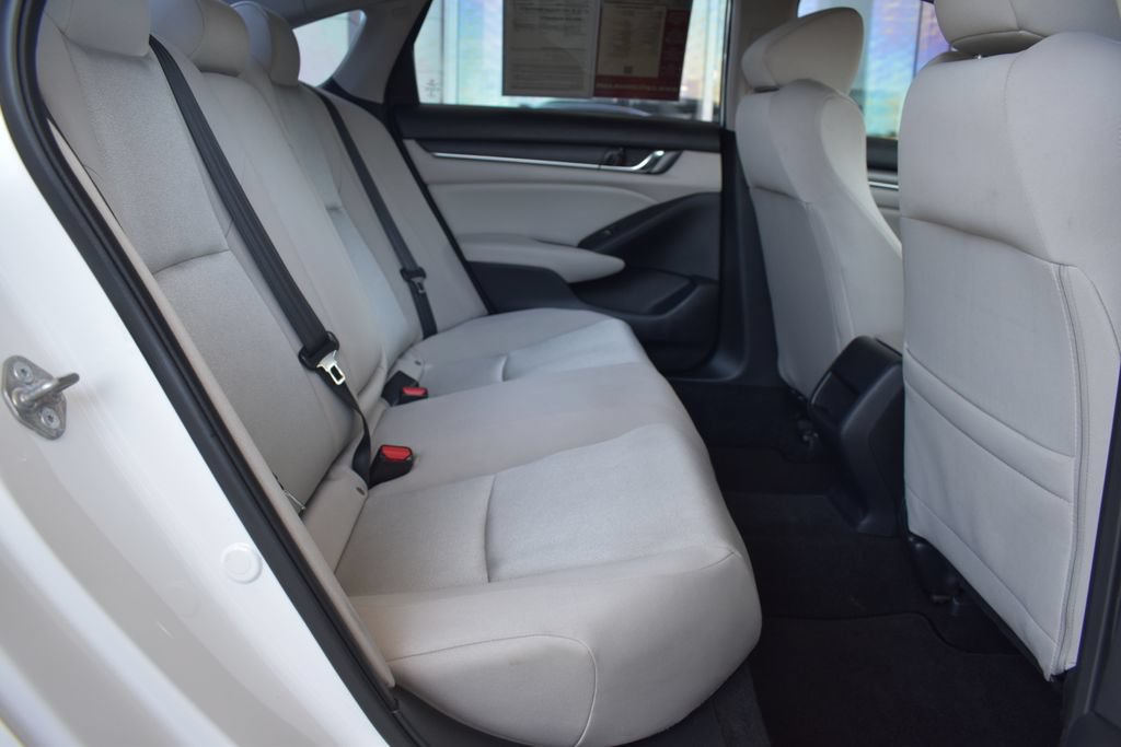 Used 2018 Honda Accord LX image 15