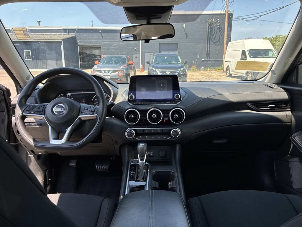 Certified 2023 Nissan Sentra SV FWD image 24