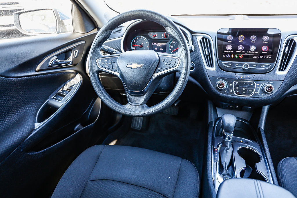 Used 2025 Chevrolet Malibu LT FWD image 27
