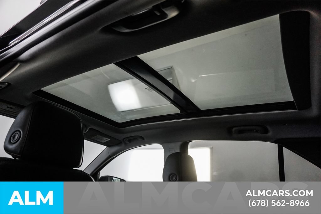 Used 2023 Chevrolet Equinox Premier FWD image 17
