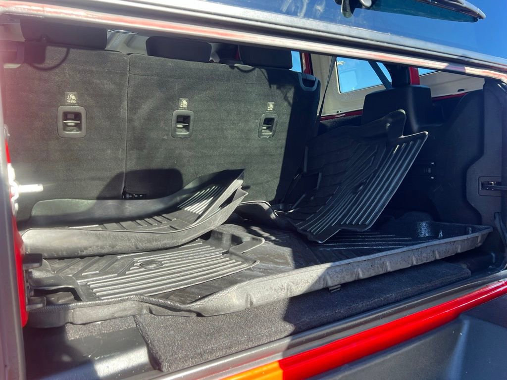 Used 2018 Jeep Wrangler Unlimited Sport S image 39