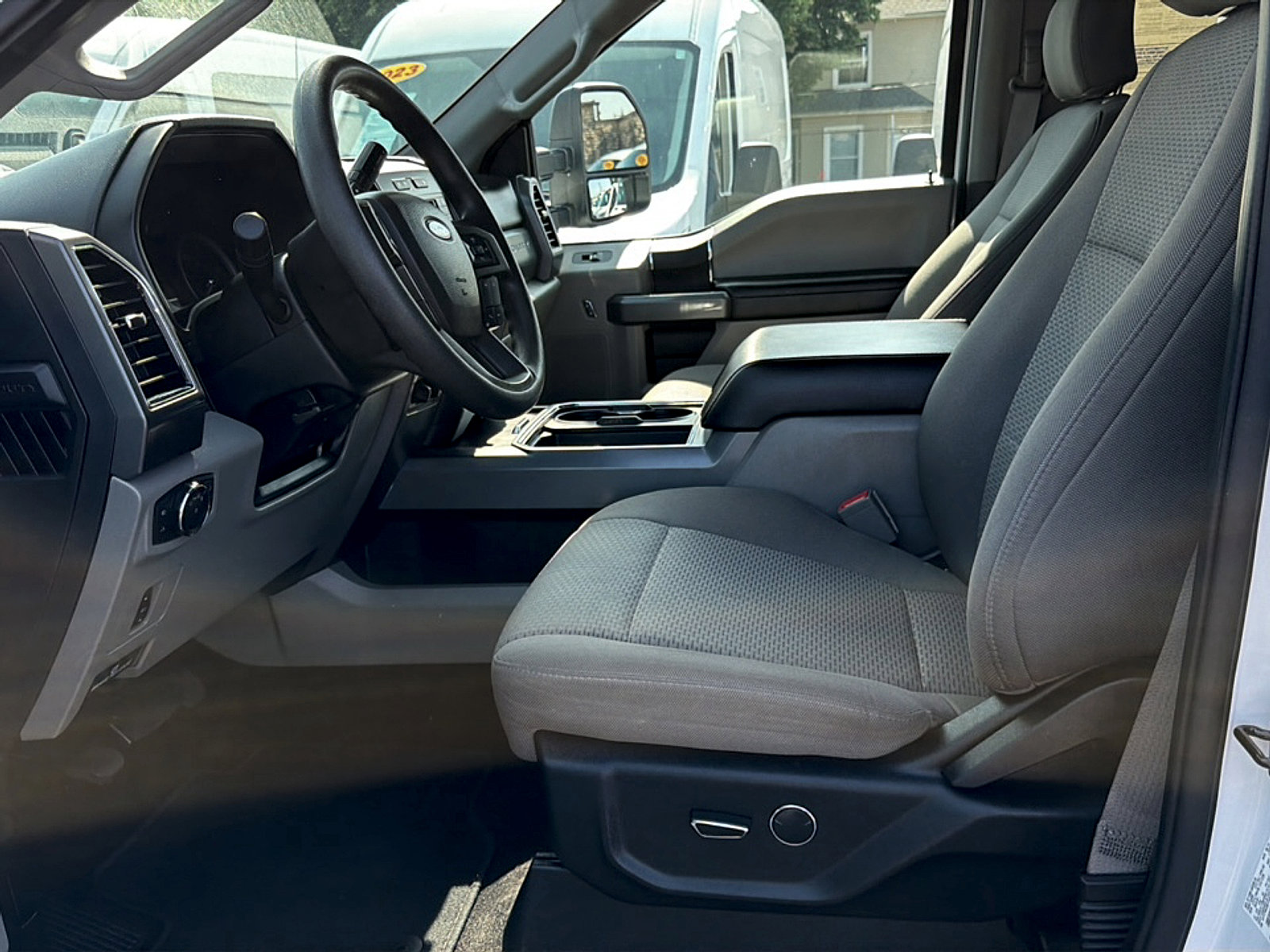 Used 2019 Ford F250 XLT w/ XLT Value Package AWD/4WD image 13