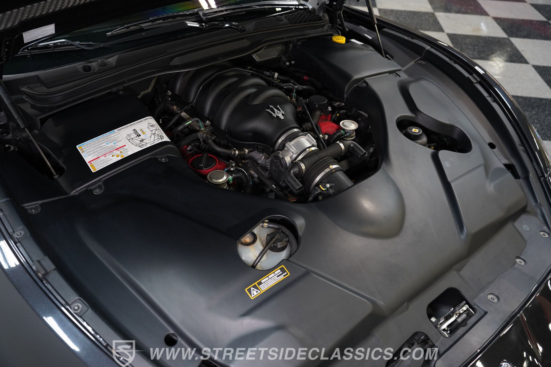 Used 2015 Maserati GranTurismo MC Centennial image 34