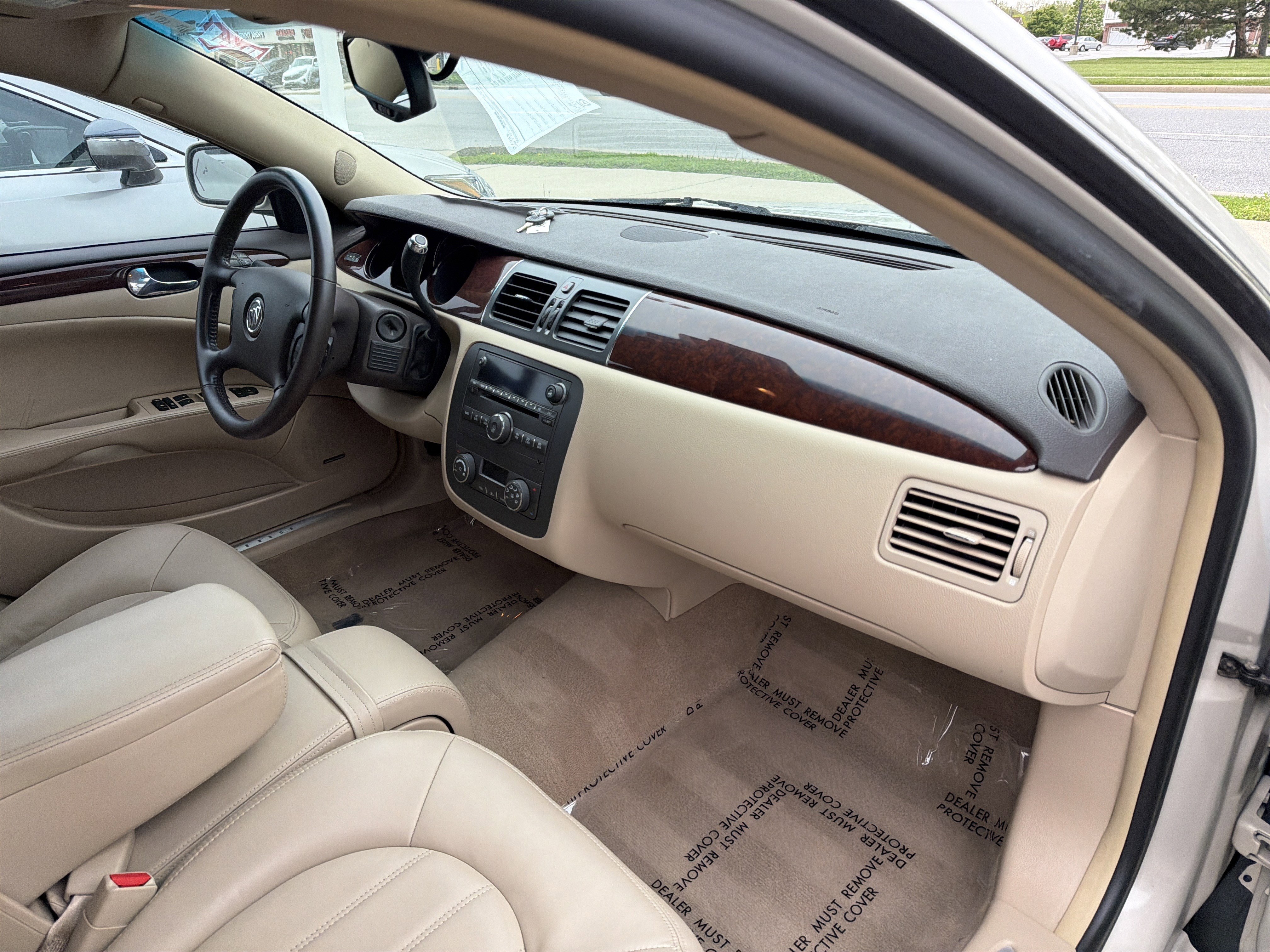 Used 2011 Buick Lucerne CXL FWD image 65