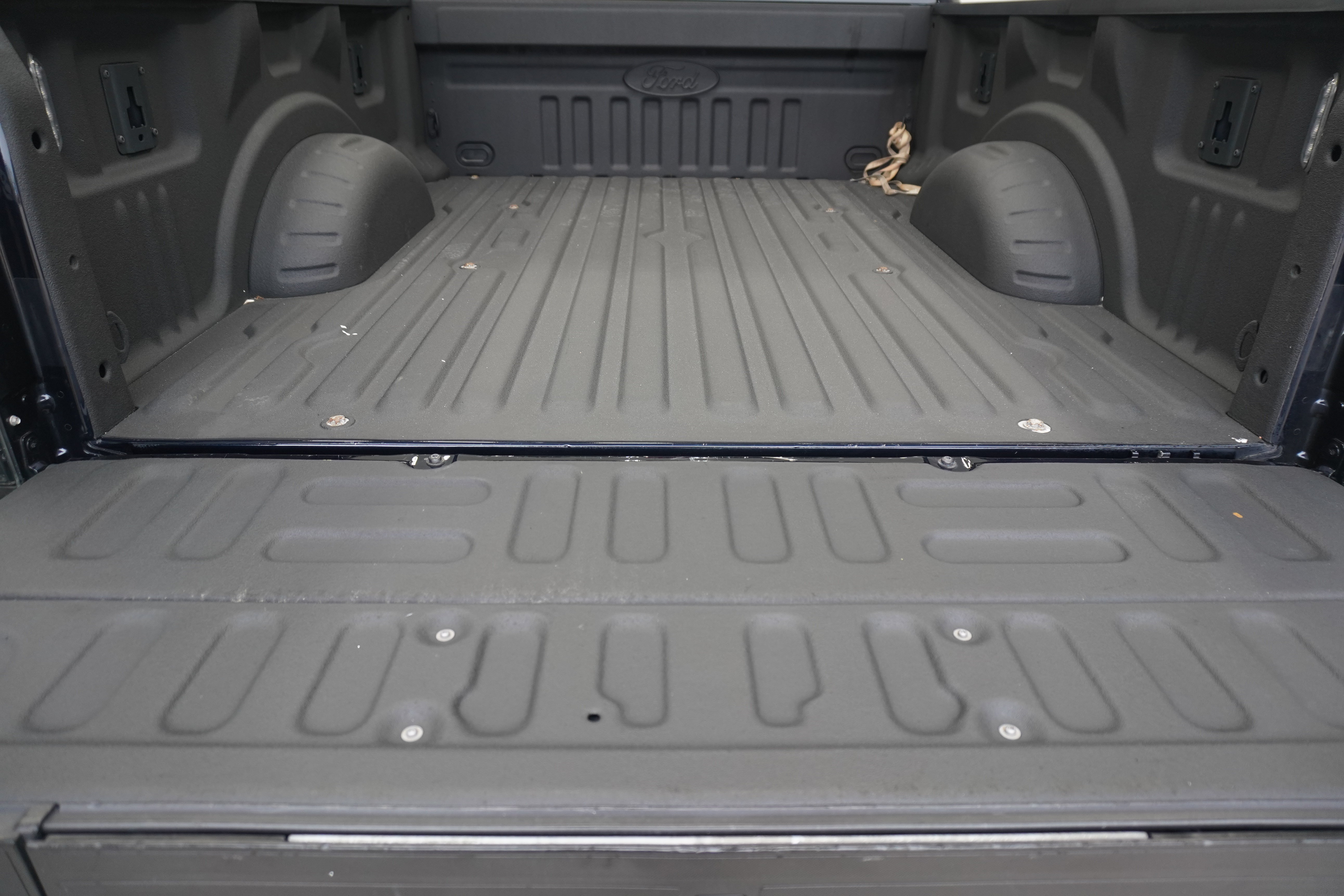 Used 2021 Ford F250 Lariat w/ Tremor Off-Road Package AWD/4WD image 31