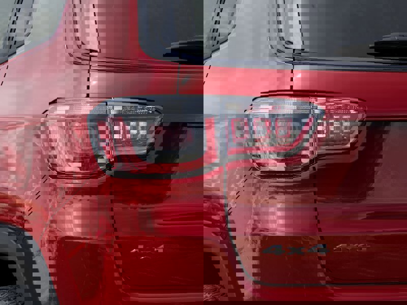 New 2026 Jeep Compass Latitude image 19