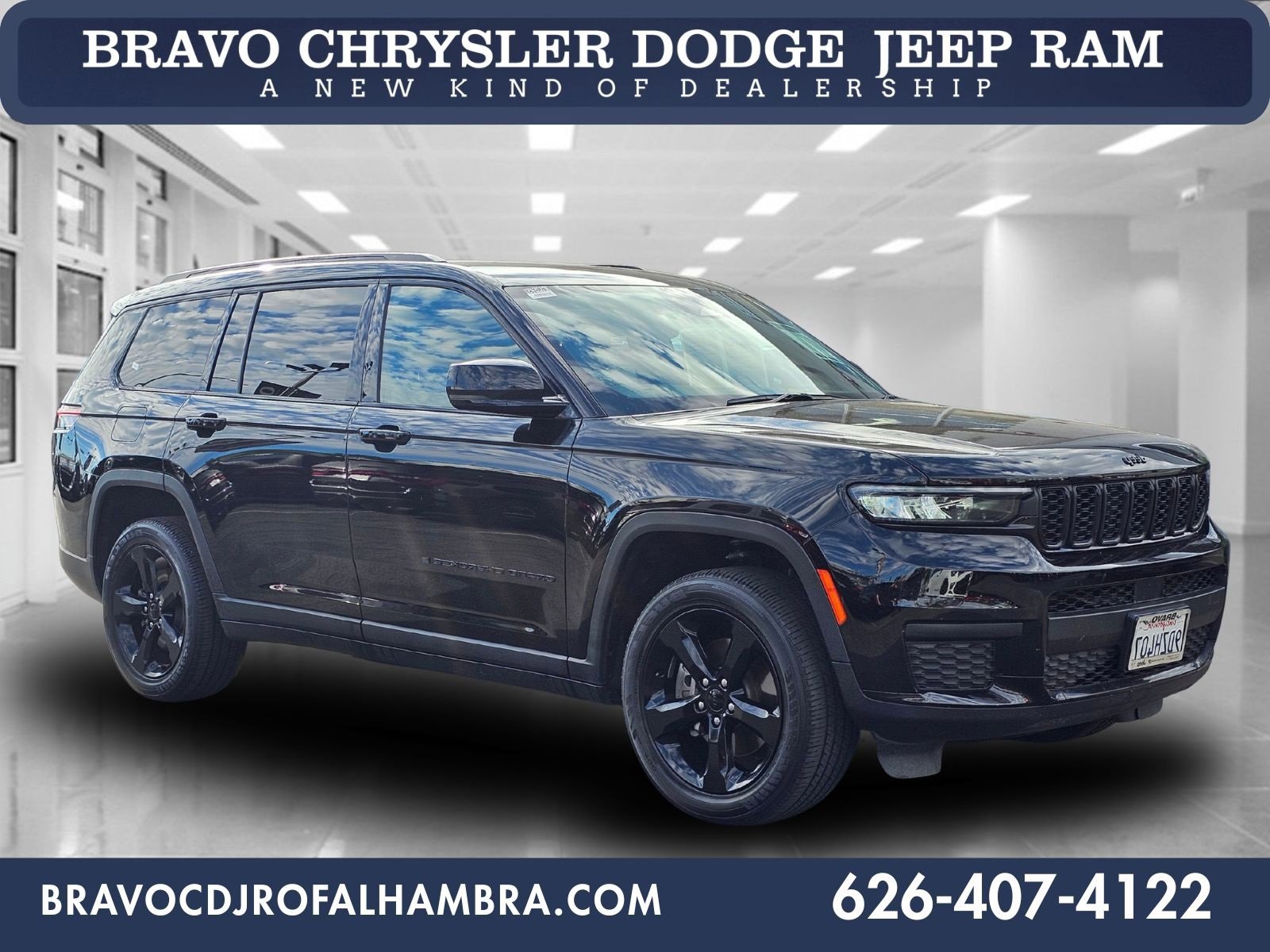 Used 2023 Jeep Grand Cherokee L Laredo