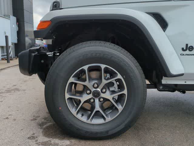 New 2025 Jeep Gladiator Sport image 13
