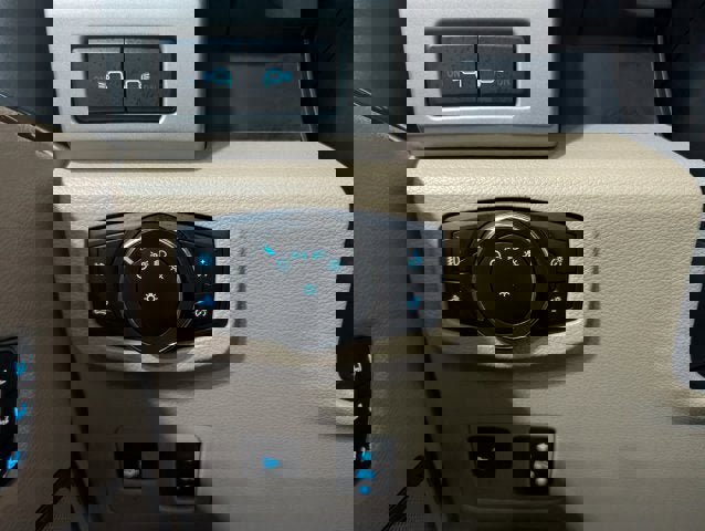 Used 2021 Ford F350 Lariat w/ Lariat Ultimate Package image 24