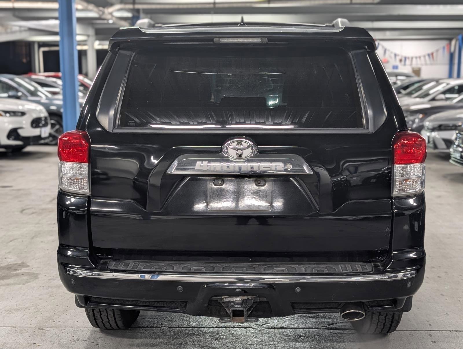 Used 2013 Toyota 4Runner SR5 w/ Convenience Pkg image 4