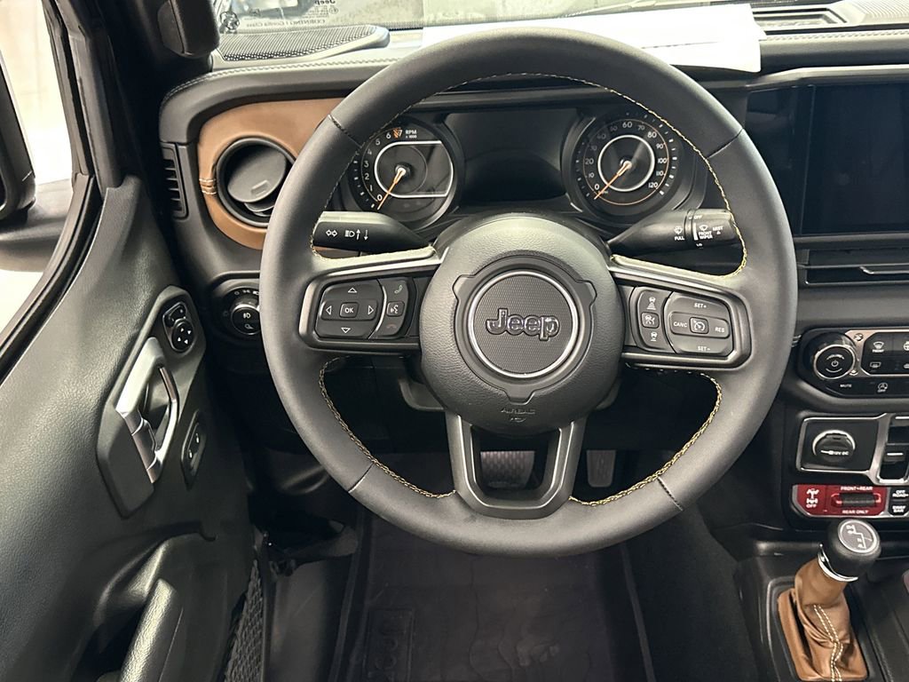 Used 2024 Jeep Gladiator Rubicon w/ Technology Group image 24