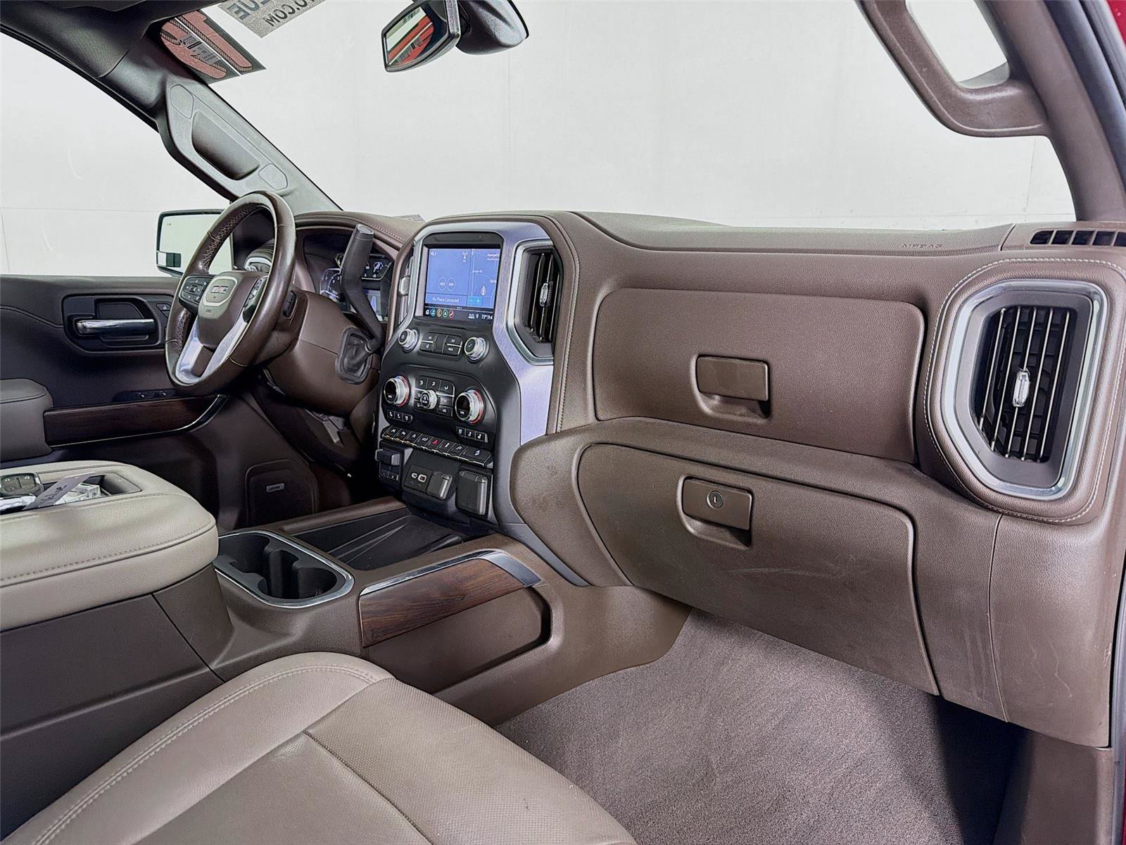 Used 2019 GMC Sierra 1500 SLT w/ SLT Premium Plus Package AWD/4WD image 32