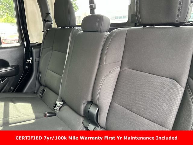 Used 2022 Jeep Gladiator Sport AWD/4WD image 16