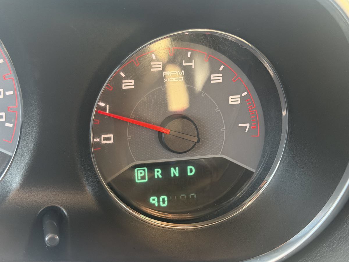 Used 2014 Dodge Avenger SE FWD image 22