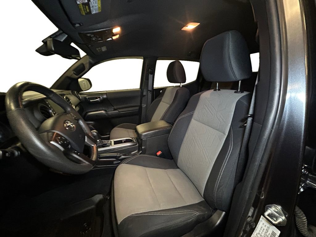 Certified 2023 Toyota Tacoma TRD Off-Road image 7