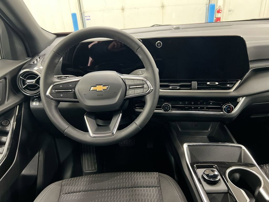 New 2026 Chevrolet Equinox LT w/ Safety and Technology Package image 11