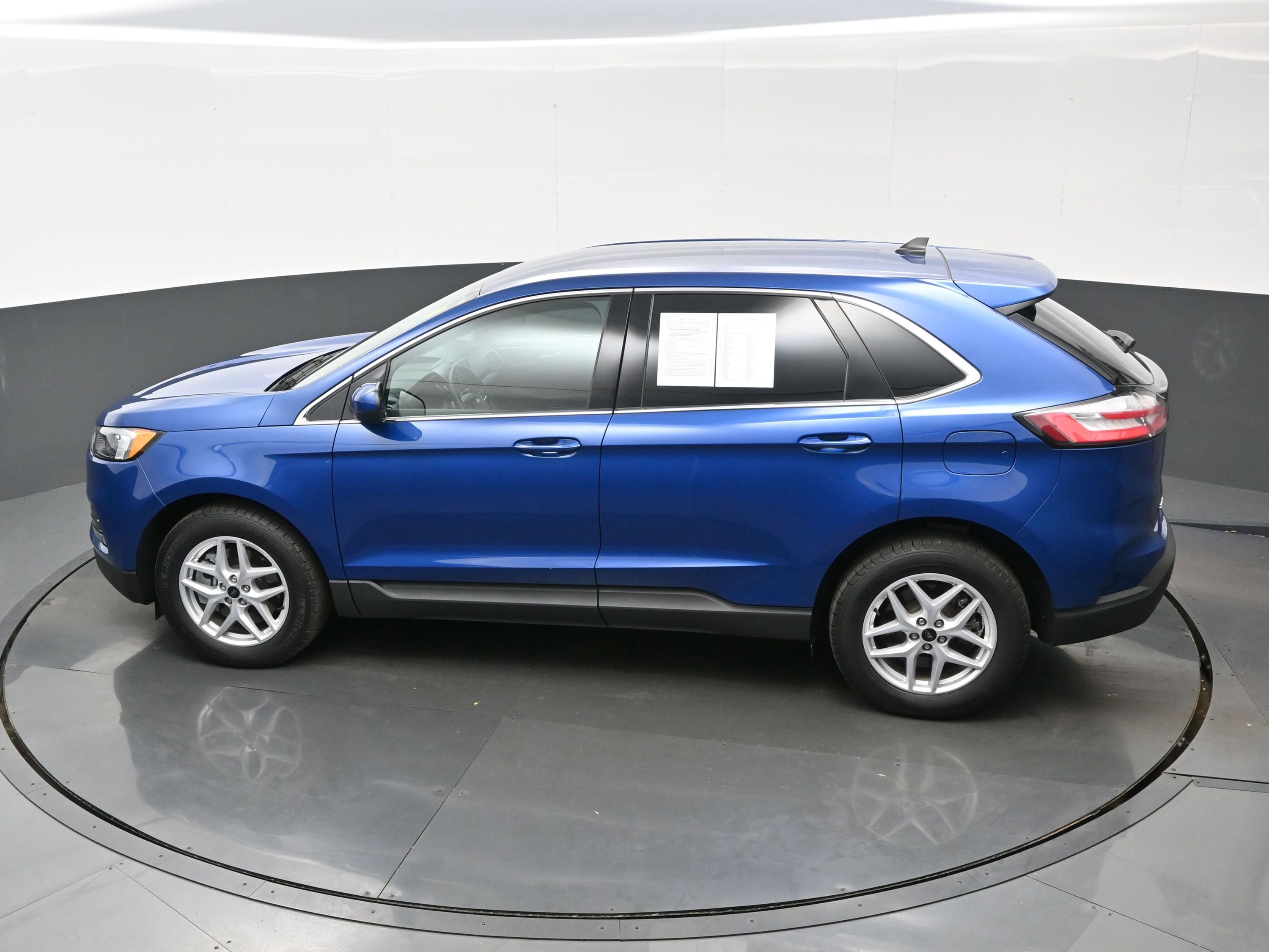 Used 2023 Ford Edge SEL w/ Convenience Package image 35