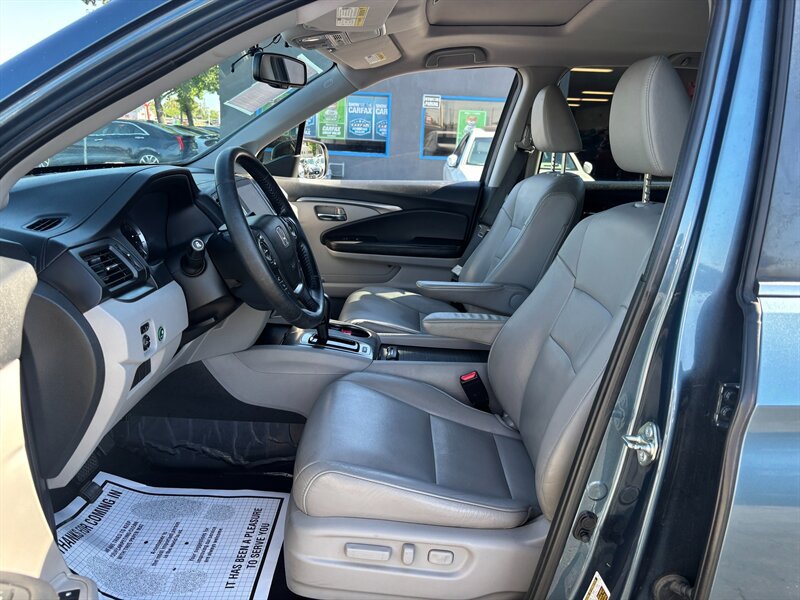 Used 2017 Honda Pilot EX-L image 10