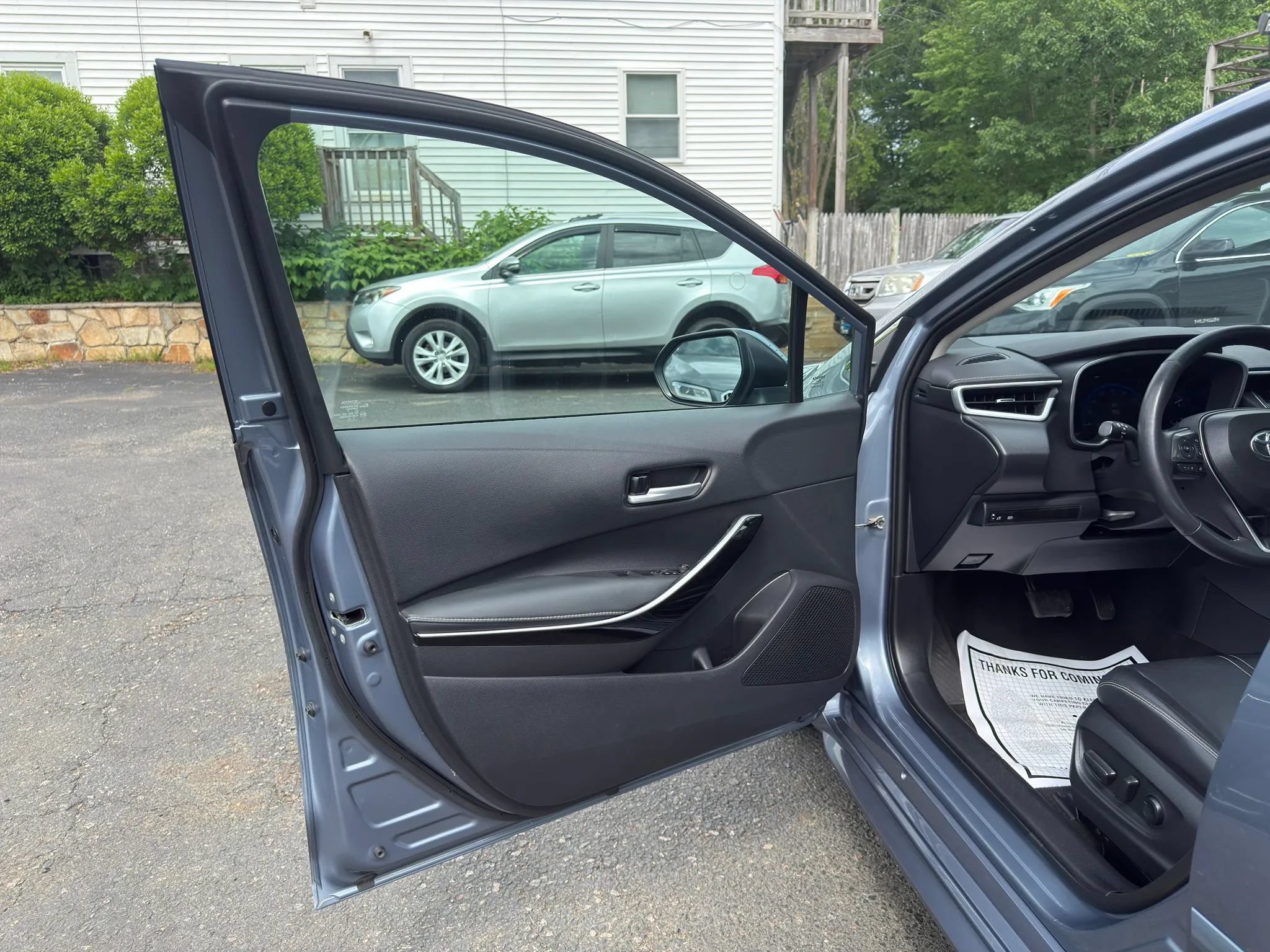 Used 2021 Toyota Corolla XLE FWD image 15