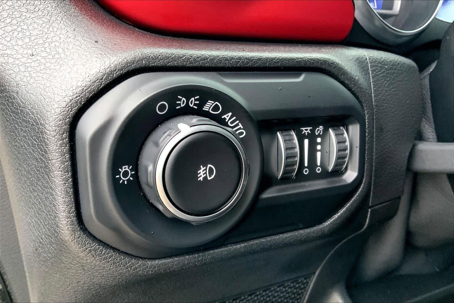 Used 2020 Jeep Wrangler Unlimited Rubicon AWD/4WD image 33