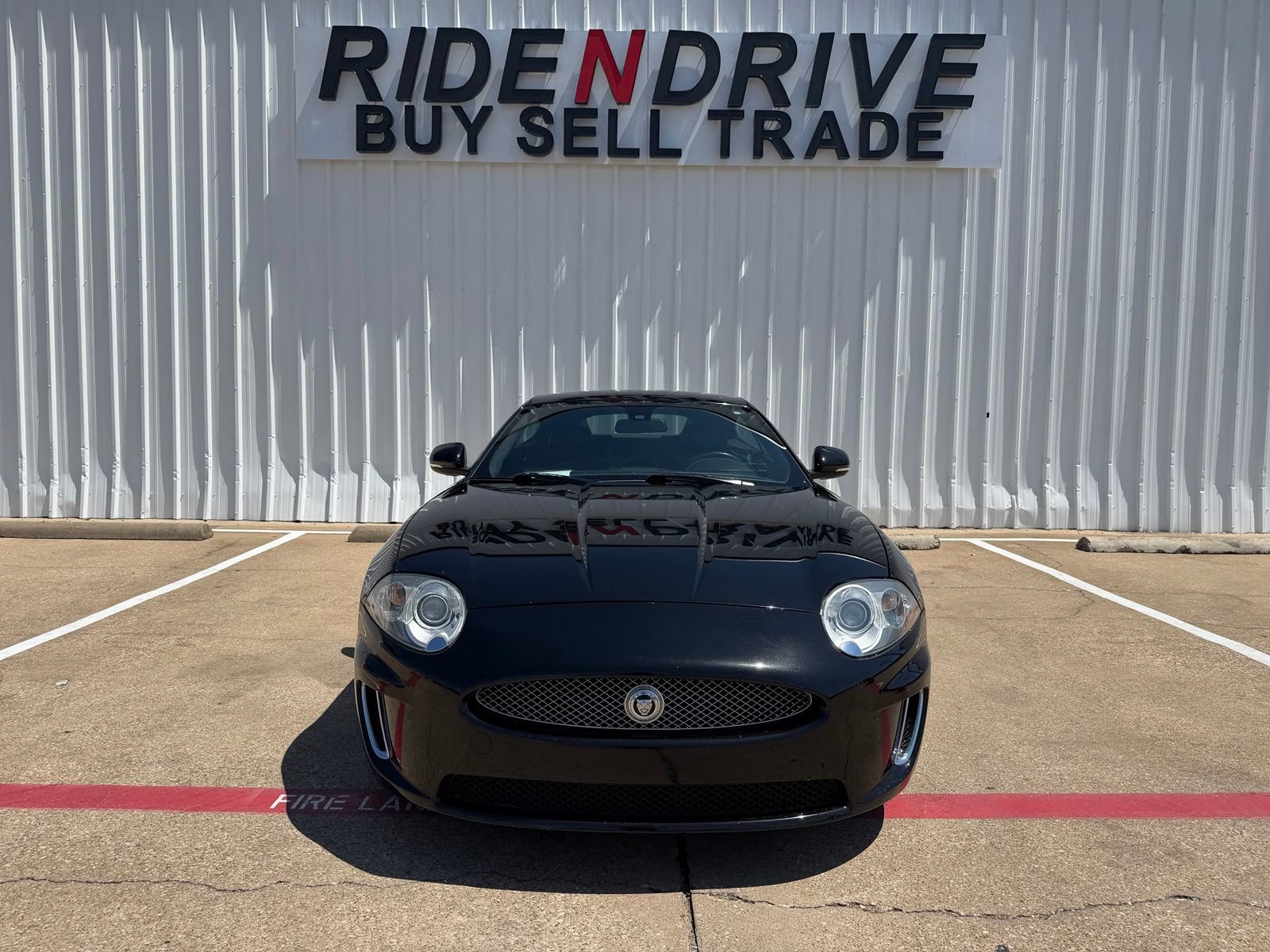 Used 2011 Jaguar XK Coupe RWD image 10