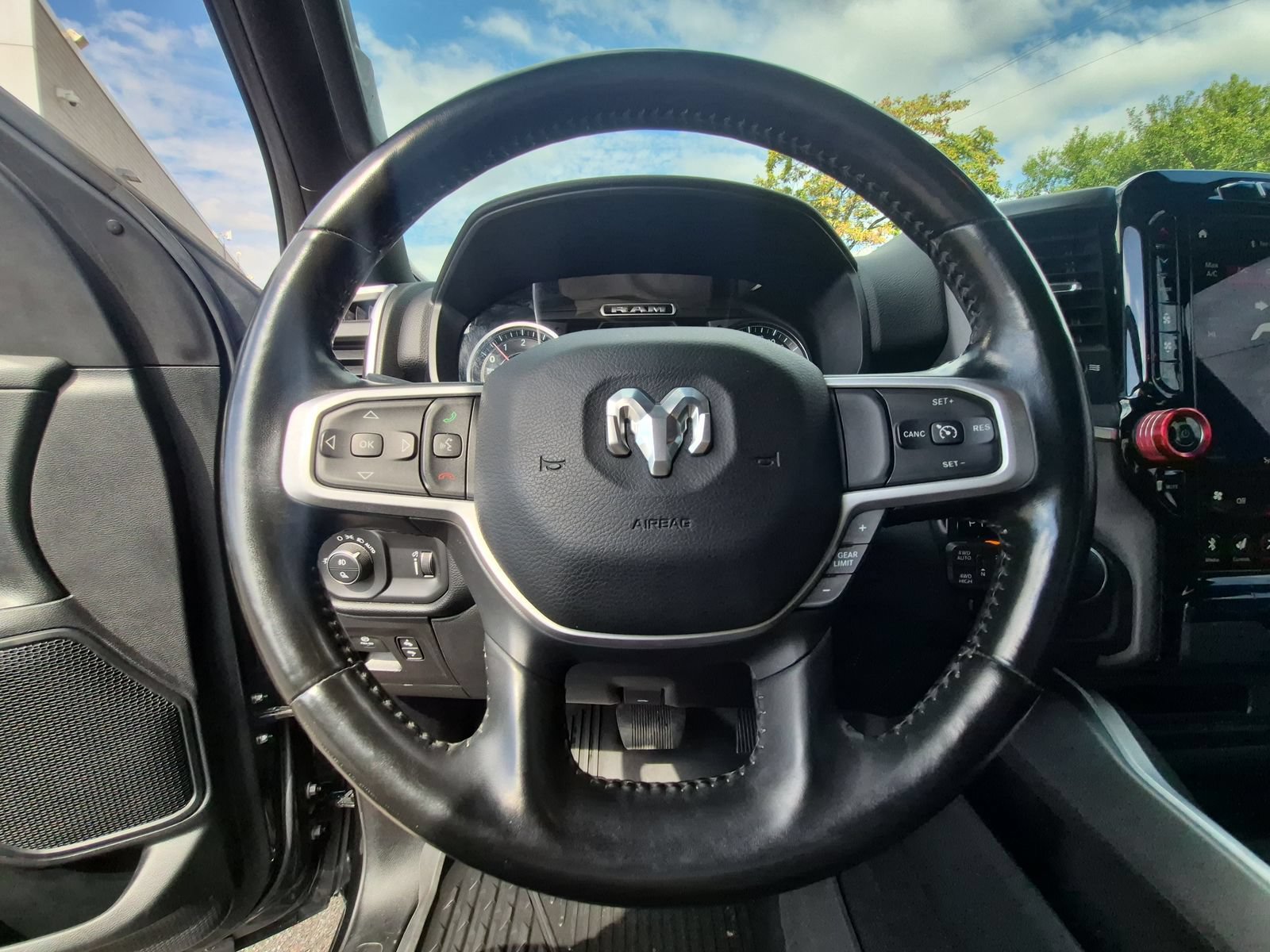 Used 2021 RAM 1500 Big Horn AWD/4WD image 22