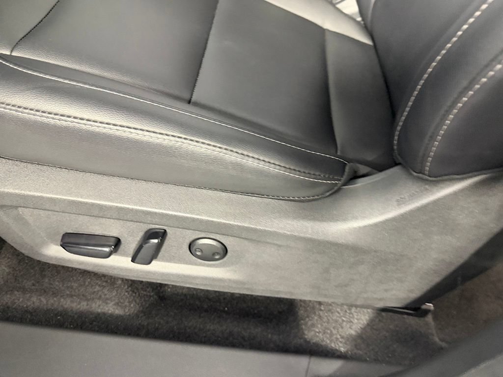 Used 2025 Nissan Murano SV FWD image 26