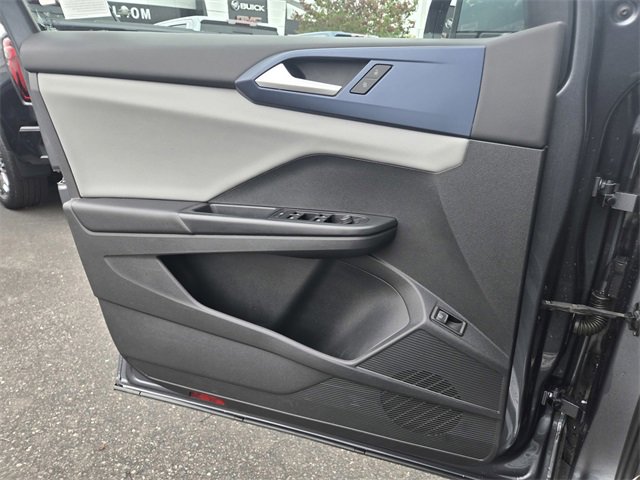 Used 2022 Volkswagen Taos SE w/ Panoramic Sunroof Package image 24