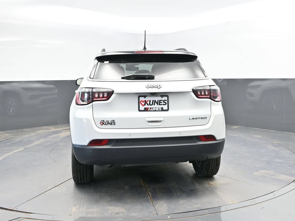 Used 2025 Jeep Compass Limited AWD/4WD image 8