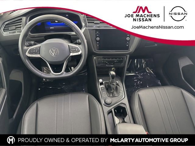 Used 2023 Volkswagen Tiguan SE image 22