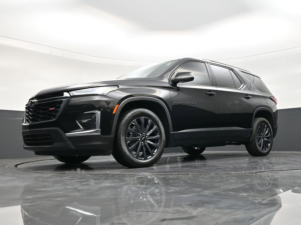 Used 2023 Chevrolet Traverse RS FWD image 21
