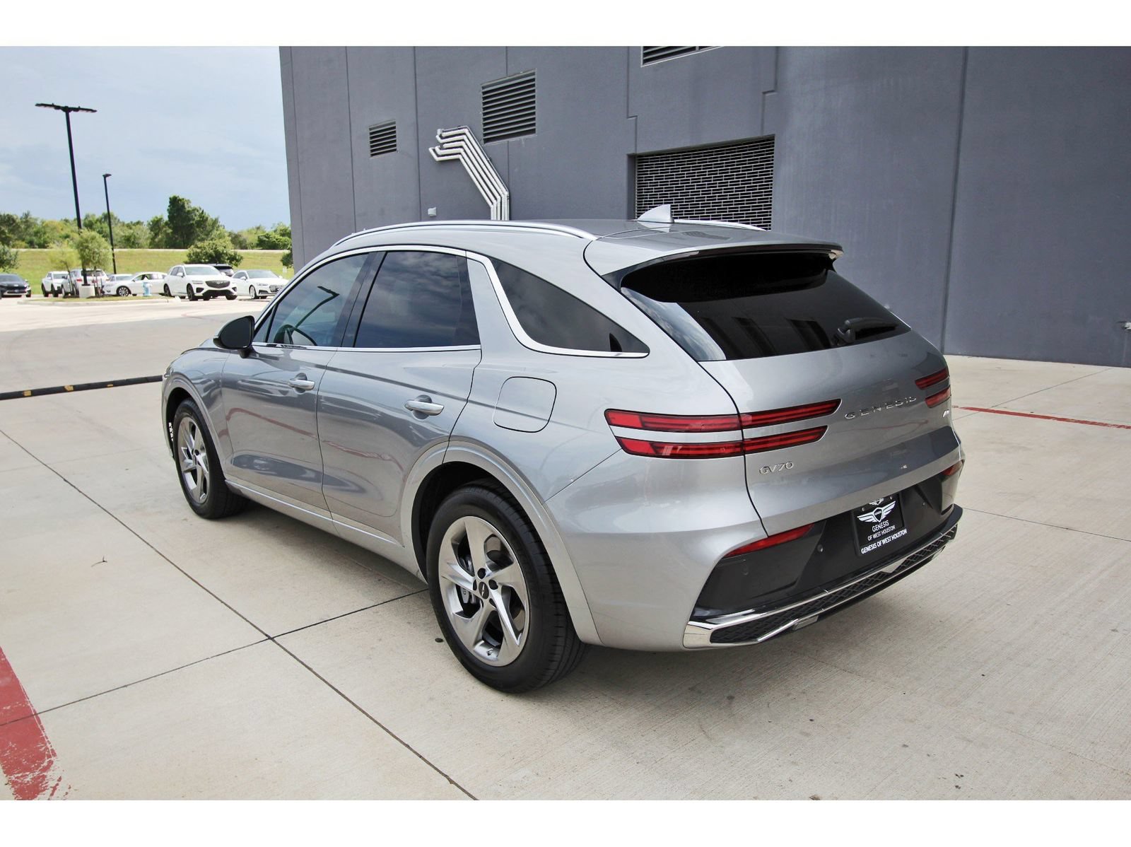 Used 2026 Genesis GV70 2.5T AWD/4WD image 6