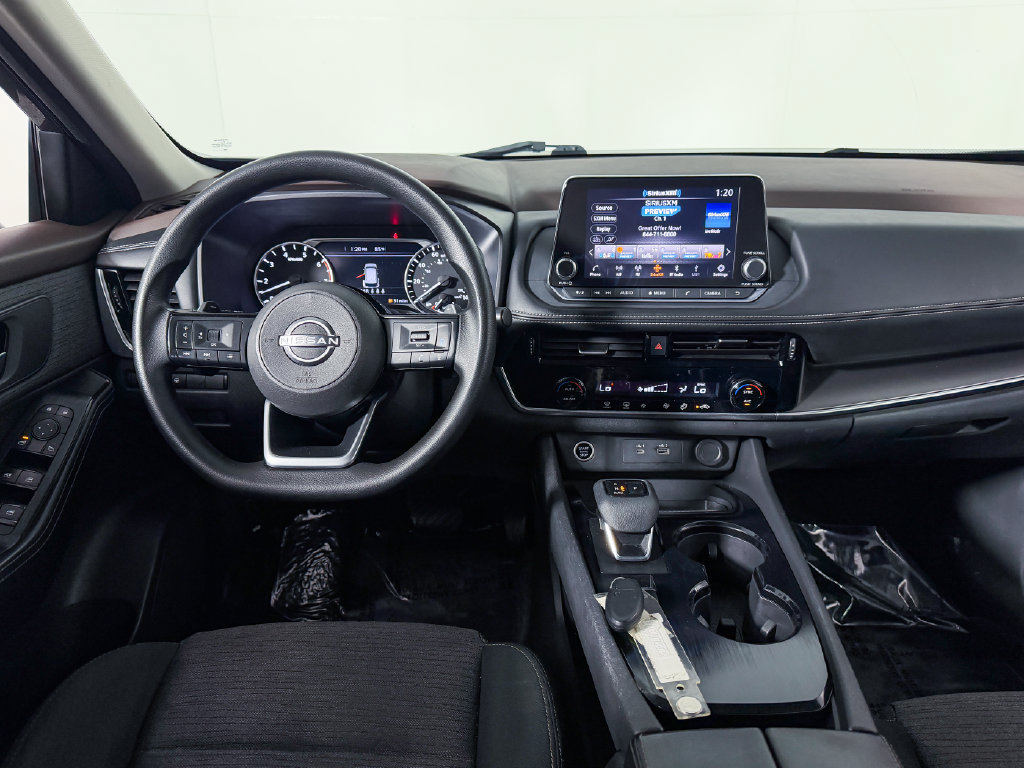 Certified 2022 Nissan Rogue SV FWD image 16