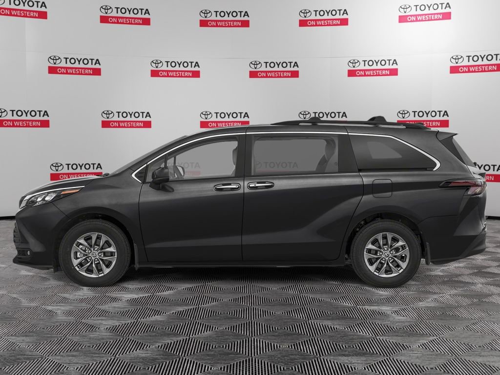 New 2026 Toyota Sienna XLE image 3