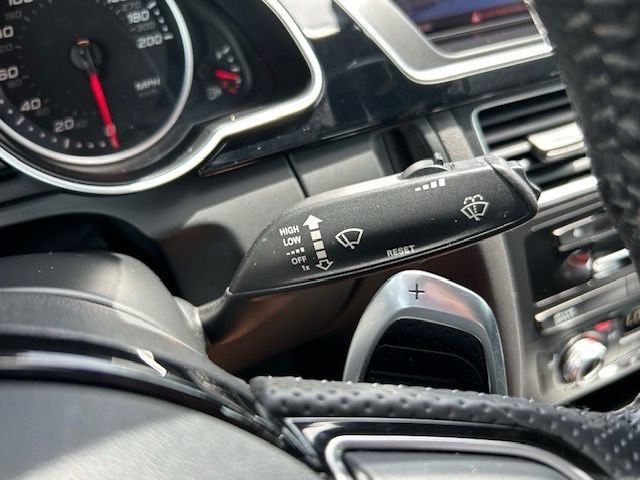 Used 2015 Audi RS 5 Coupe w/ Technology Package AWD/4WD image 28