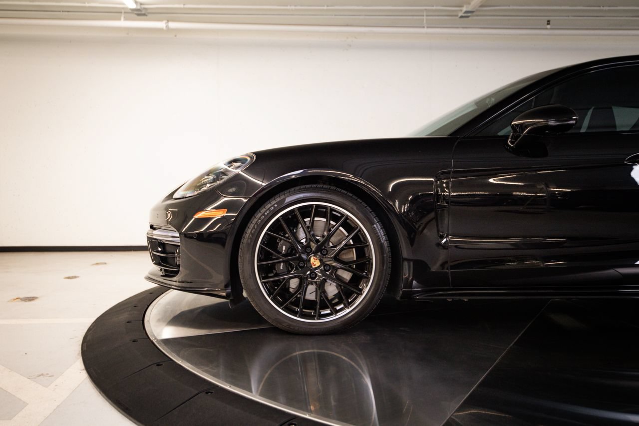 Certified 2023 Porsche Panamera GTS AWD/4WD image 11